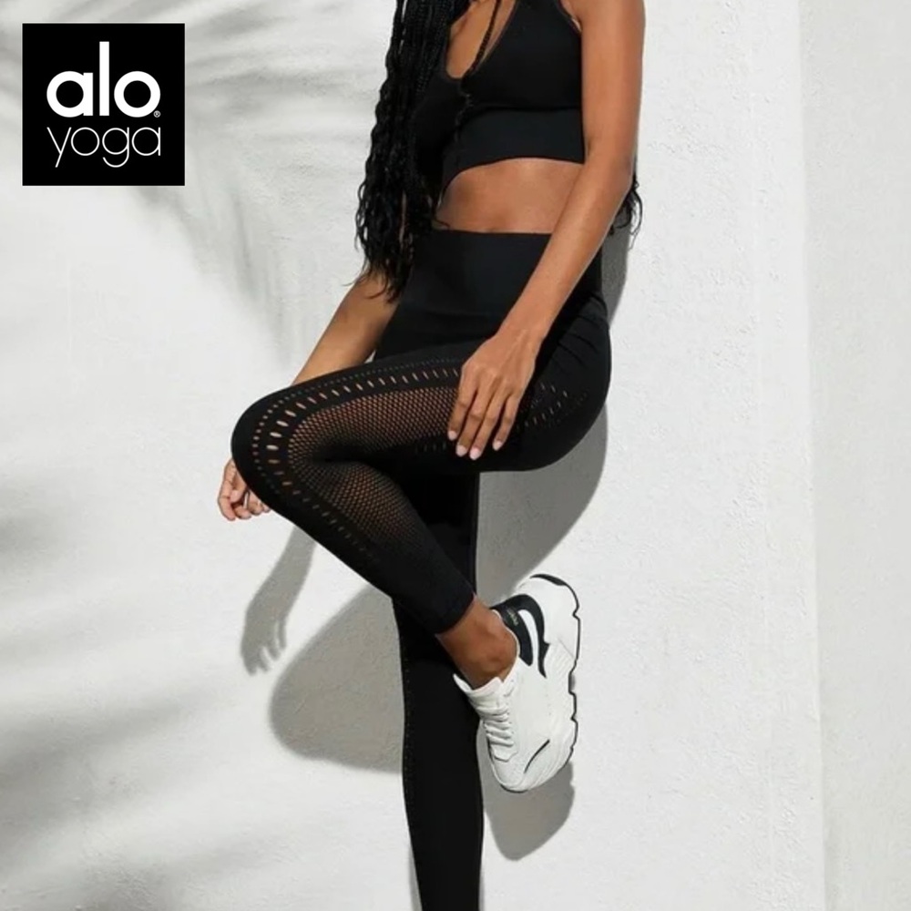 ✨ALO Yoga Seamless High-Waist 7/8 Open Air Legging Black XSmall